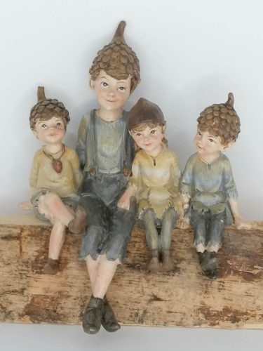 Ülő manó gyerekek