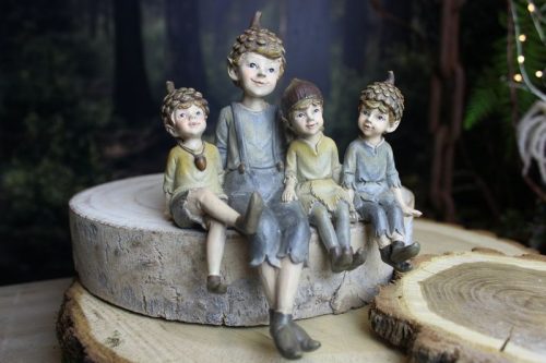 Ülő manó gyerekek